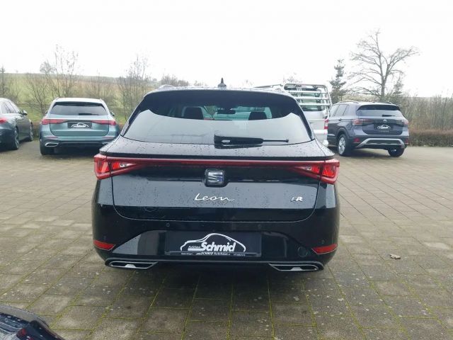 Seat Leon 1.5 eTSI FR-lijn Sportstourer