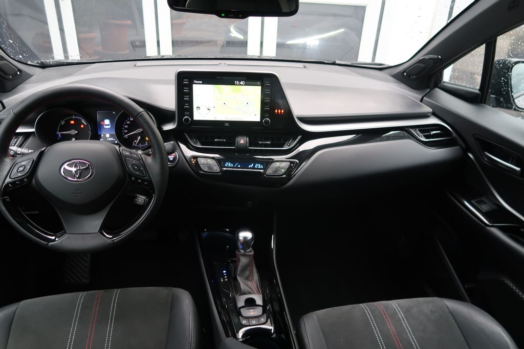 Toyota C-HR 5-deurs Basis