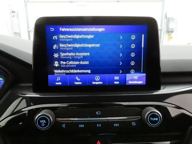 Ford Kuga Hybrid ST Line X