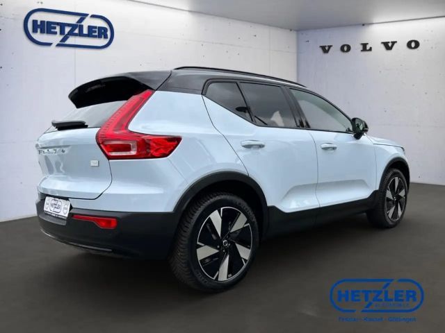 Volvo XC40 AWD Plus Recharge Twin Engine
