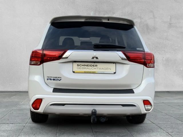 Mitsubishi Outlander 4WD PHEV