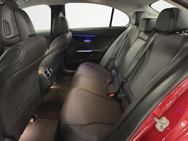 Mercedes-Benz C 180 AVANTGARDE Sedan