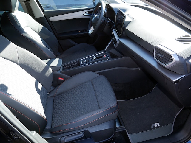 Seat Leon 1.5 eTSI FR-lijn Sportstourer