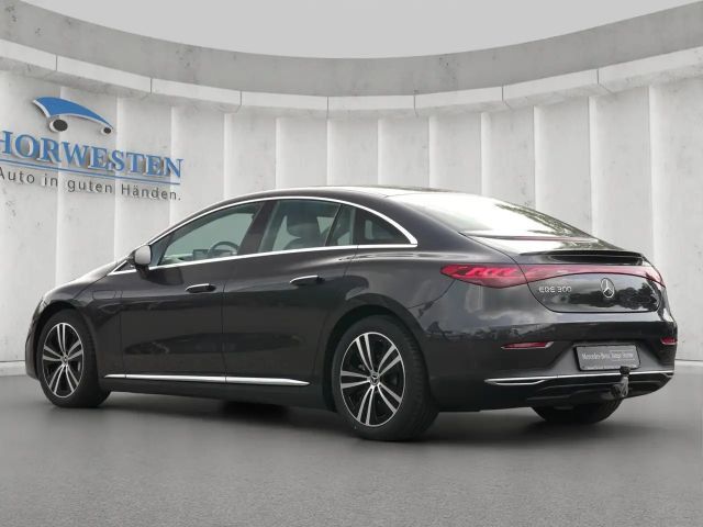 Mercedes-Benz EQE 300 Sedan