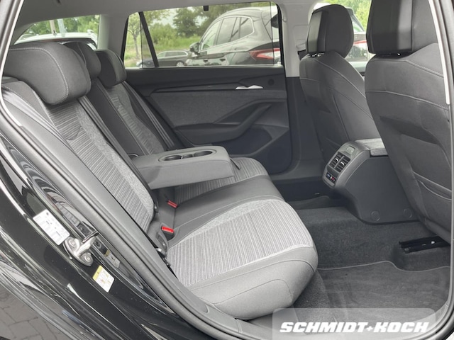 Skoda Superb 2.0 TDI Combi Selection