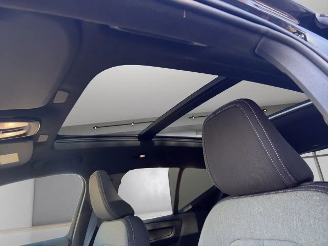 Volvo XC40 Dark Plus