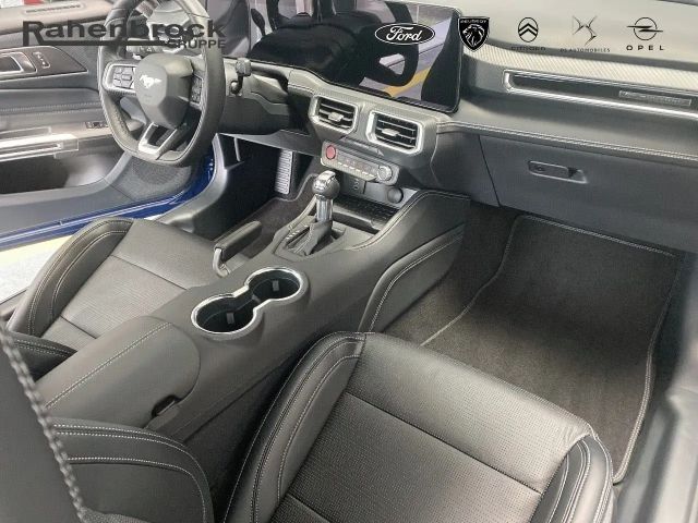 Ford Mustang Fastback GT 5.0 V8