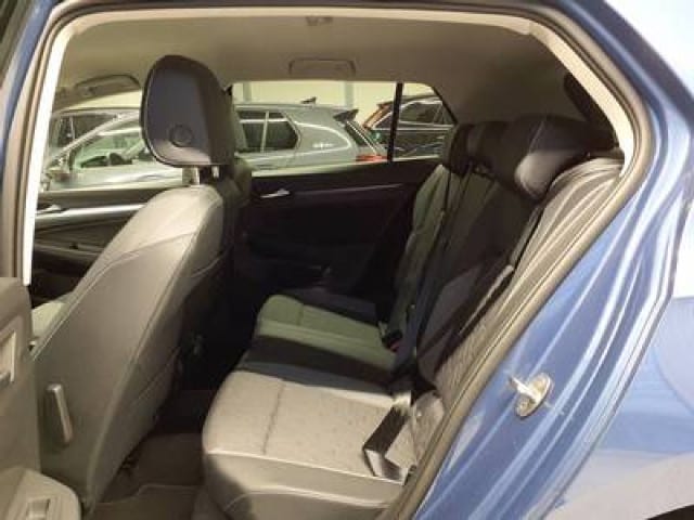 Volkswagen Golf 1.5 eTSI DSG