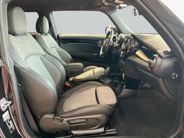 MINI Cooper Cooper Aut. Classic Trim, SHZ, PDC, LED, Navi