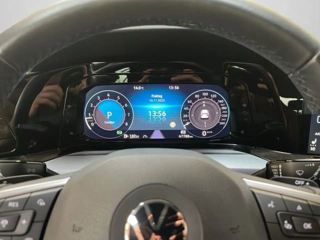 Volkswagen Golf 1.5 eTSI DSG Golf VIII