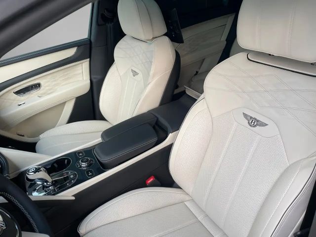 Bentley Bentayga V8