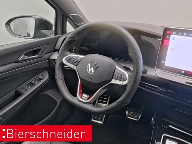 Volkswagen Golf 2.0 TSI