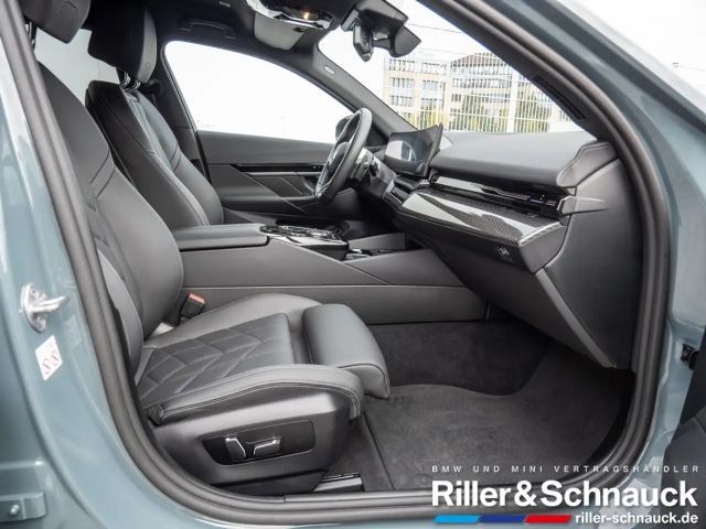 BMW 520 520d M-Sport Touring