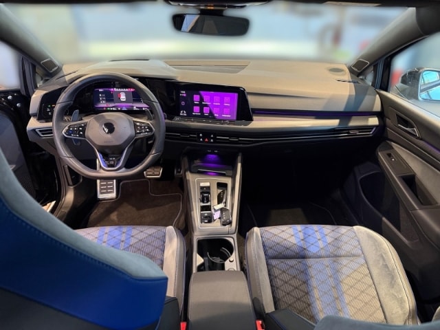 Volkswagen Golf 2.0 TSI DSG Golf VIII IQ.Drive