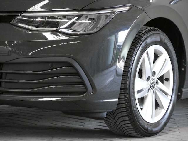 Volkswagen Golf Life Variant