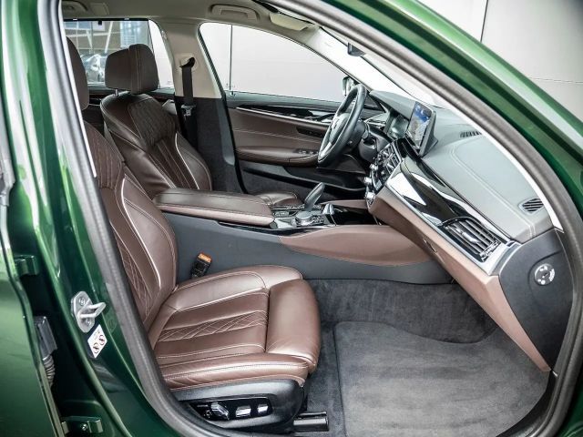 BMW 530 530e Luxury Line Touring