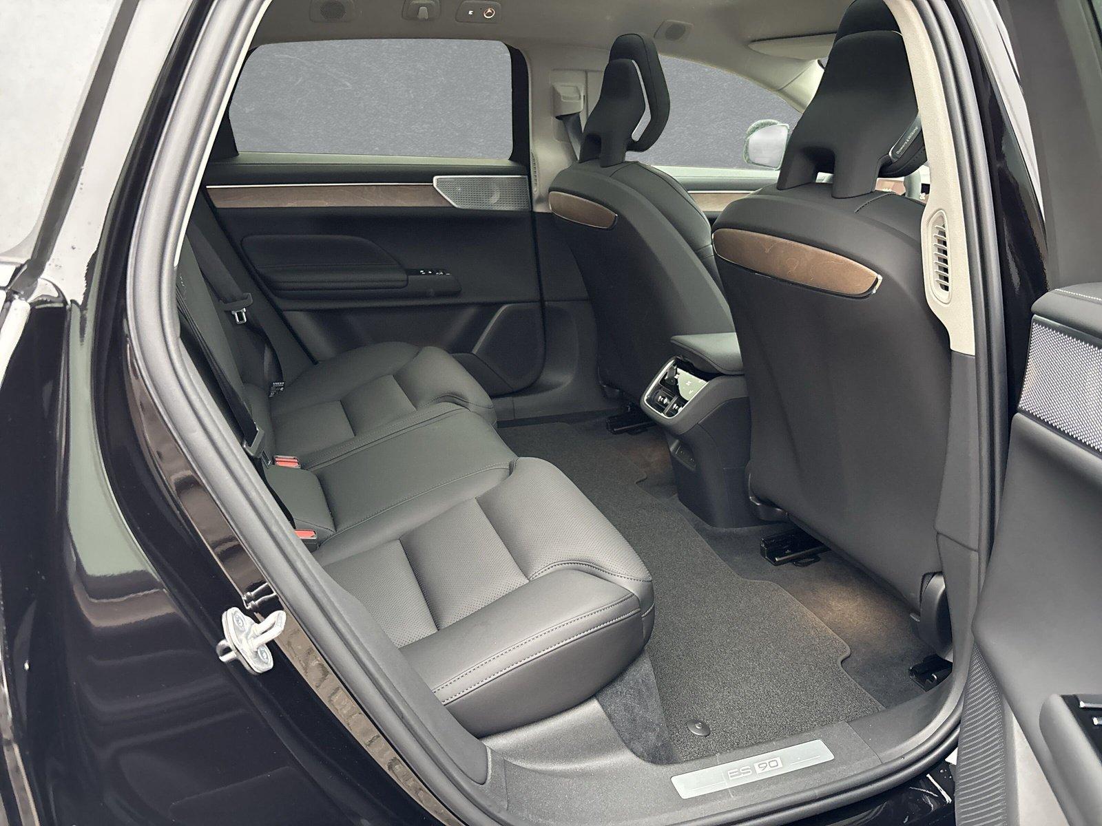 Volvo ES90 Extended range Single motor Ultra