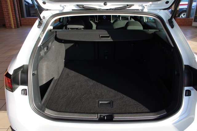 Volkswagen Passat 1.5 eTSI DSG