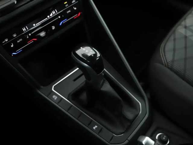 Volkswagen Taigo 1.0 TSI DSG IQ.Drive R-Line