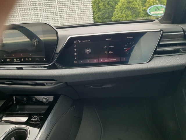 Audi A6 Avant Quattro S-Tronic