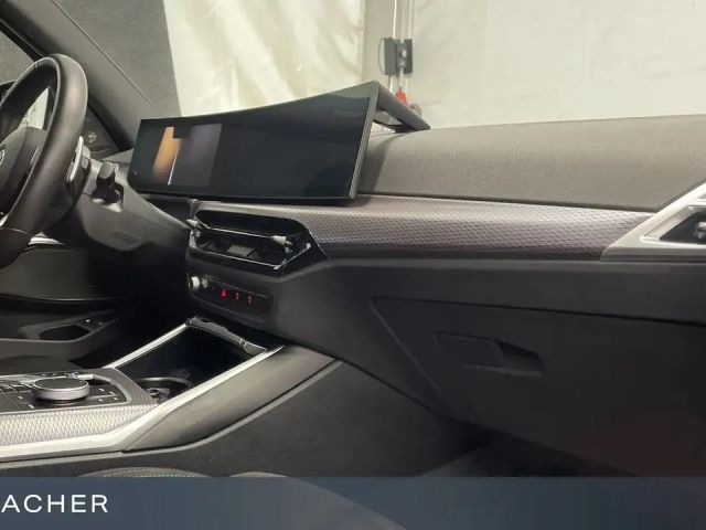 BMW 330 330e M-Sport Touring