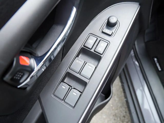 Suzuki S-Cross Hybrid