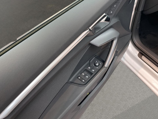 Audi A3 30 TFSI S-Tronic Sportback