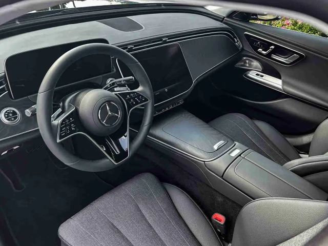Mercedes-Benz E 450 4MATIC AVANTGARDE Sedan