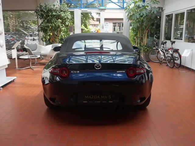 Mazda MX-5 SkyActiv