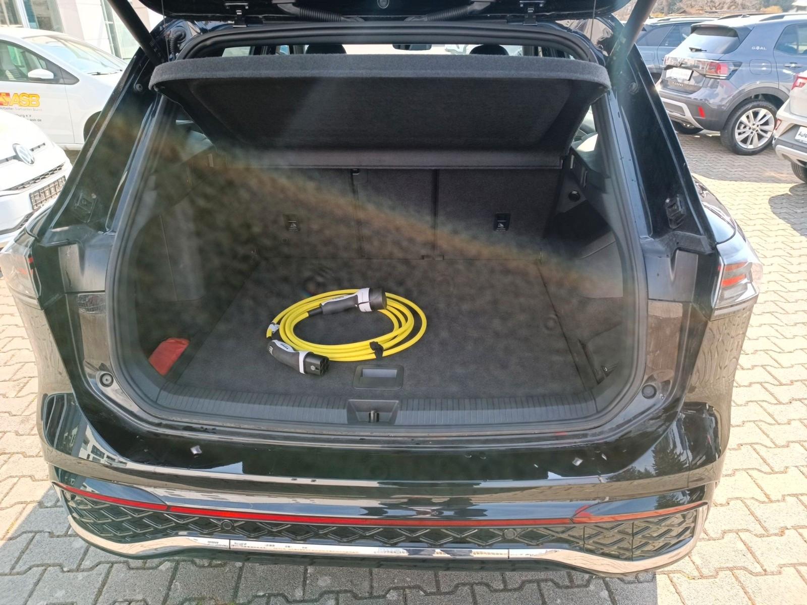 Volkswagen Tiguan 1.5 TSI R-Line eHybrid