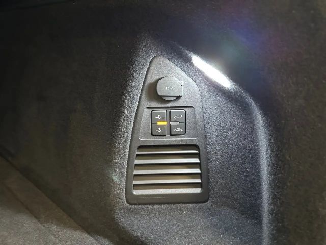 Volkswagen Touareg IQ.Drive R-Line