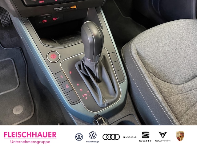 Seat Arona 1,0 TSI Xperience ACC LED Keyless Temp CarPlay Navi Tel.-Vorb. AHK DAB