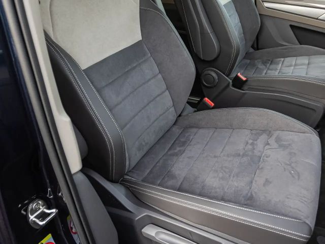 Volkswagen Multivan 2.0 TDI DSG Style T7