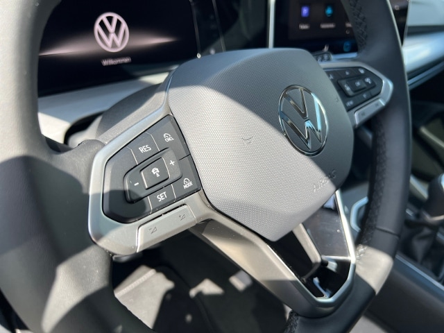 Volkswagen Golf 1.5 TSI Golf VIII