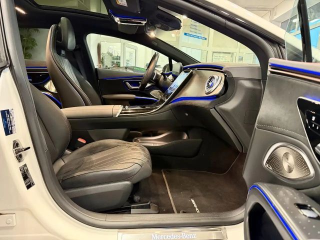 Mercedes-Benz EQS 450 AMG Line Sedan