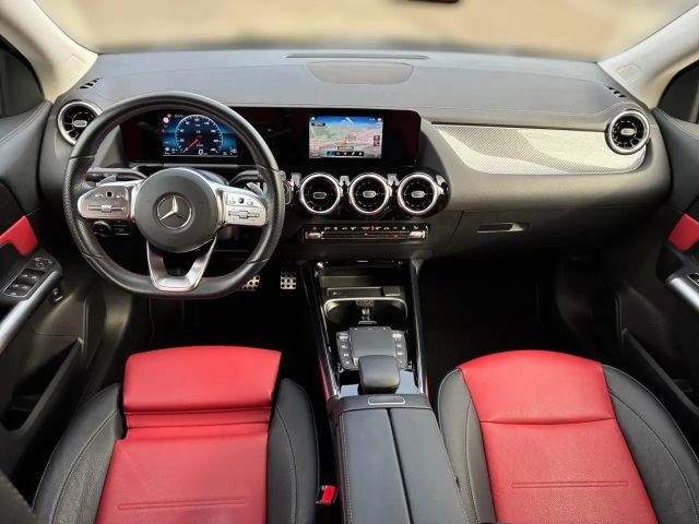 Mercedes-Benz GLA 200 4MATIC AMG Line