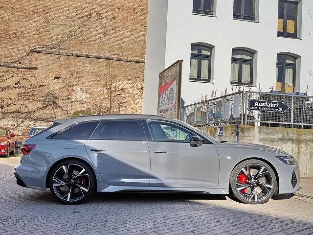 Audi RS6 4.0 TFSI Avant Quattro
