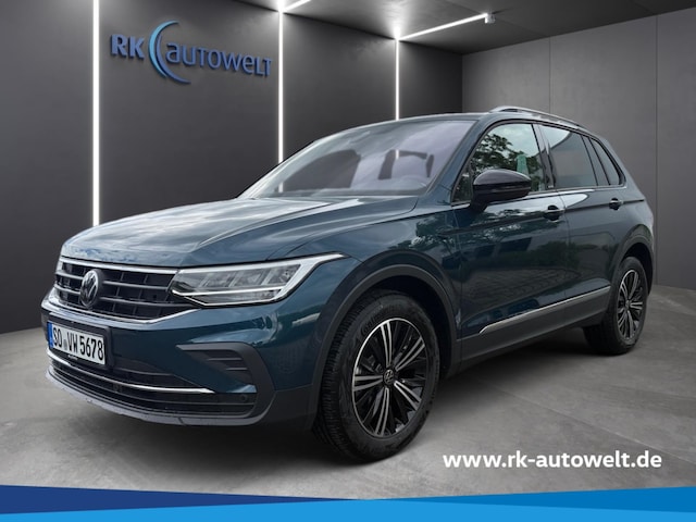 Volkswagen Tiguan ACTIVE 2,0 l TDI AHK-klappbar Navi 360 Kamera