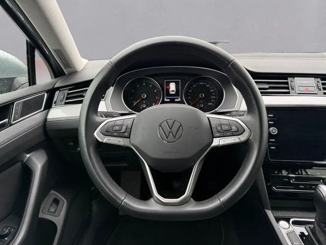 Volkswagen Passat 1.5 TSI Business DSG Variant