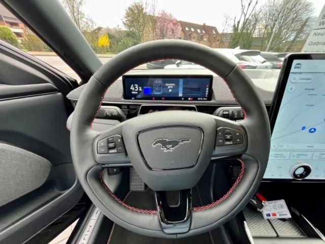 Ford Mustang Mach-E AWD Extended range