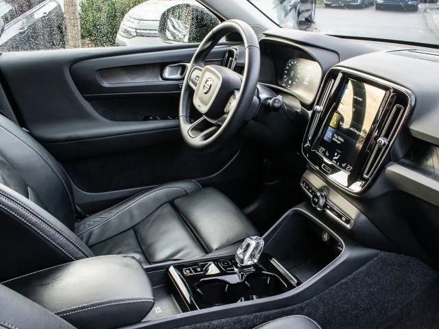 Volvo XC40 Dark Plus T5