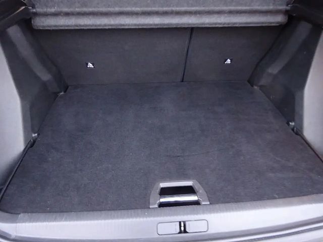 Peugeot 2008 EAT8 GT-Line PureTech