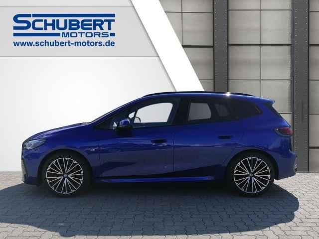 BMW 220 220i Active Tourer
