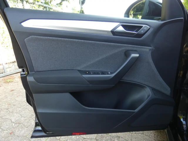 Volkswagen T-Roc 1.5 TSI DSG Move