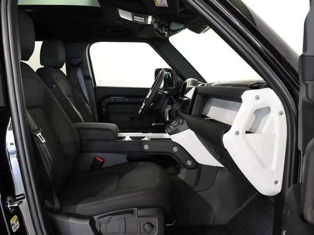 Land Rover Defender 110 AWD D200 S