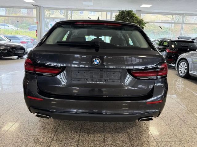 BMW 520 520d Business Line Touring xDrive