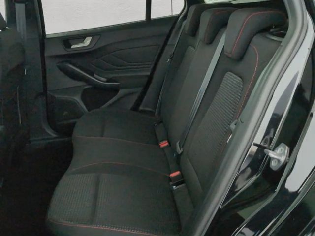 Ford Focus EcoBoost ST Line Wagon