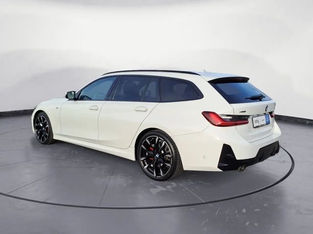 BMW 320 320d M-Sport Touring xDrive