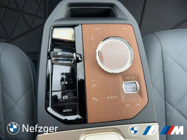BMW iX xDrive50