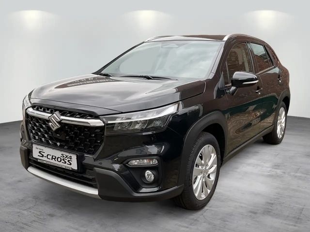 Suzuki S-Cross Hybrid